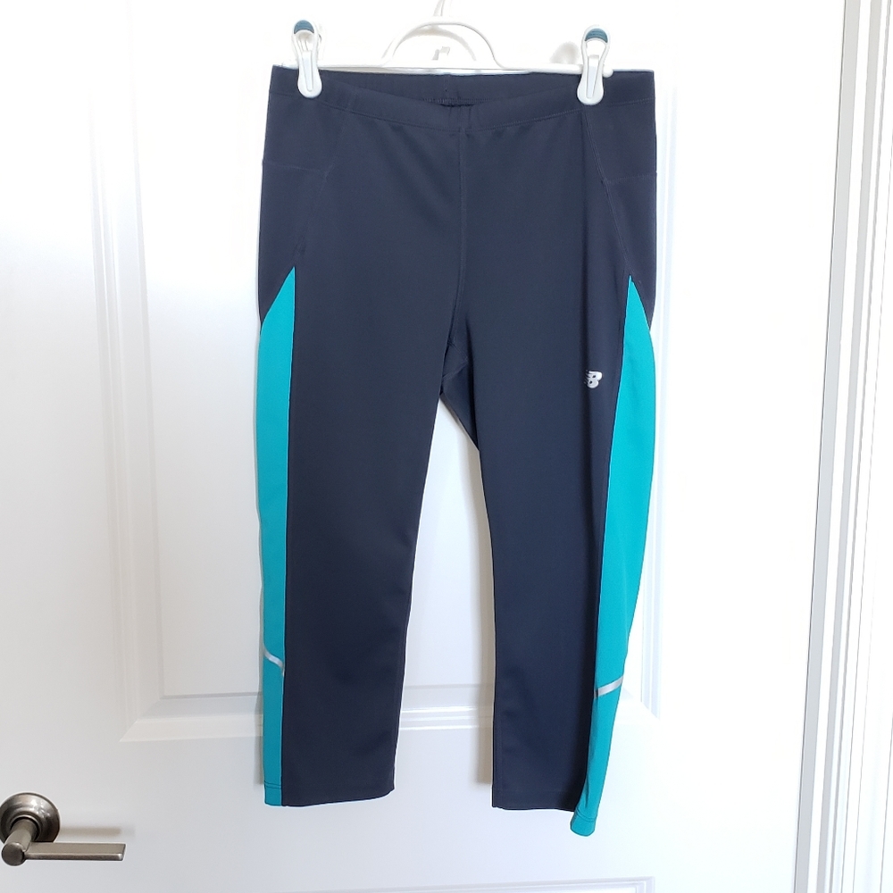 New Balance Blue Colorblock Cropped Leggings Sz M